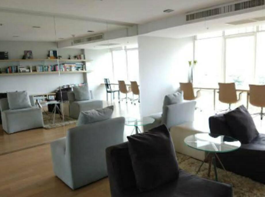 High-class 2bed Skyview Just 1-step From Bts Onnut Căn hộ Bangkok